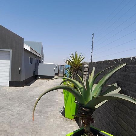 Kelpmeeu Self- Catering Apartments Swakopmund Buitenkant foto