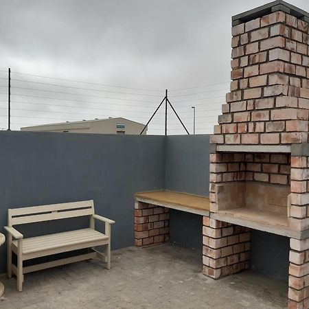 Kelpmeeu Self- Catering Apartments Swakopmund Buitenkant foto