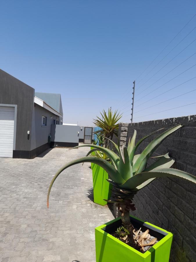 Kelpmeeu Self- Catering Apartments Swakopmund Buitenkant foto